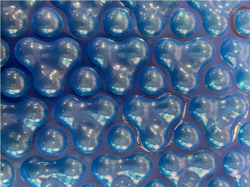 ПленкасолярнаямикронхТройныепузырьки